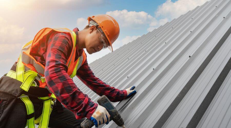 Professional Emergency Roof Repairs services in Howardsville, VA